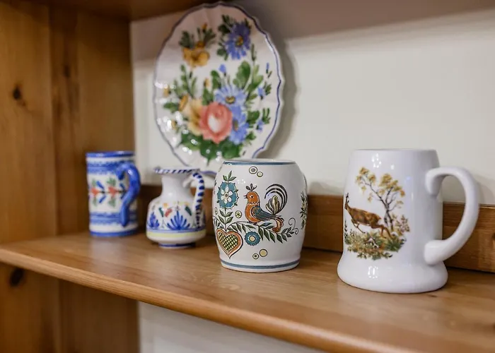 W Dolinie Slonca * كوشتيليسكا