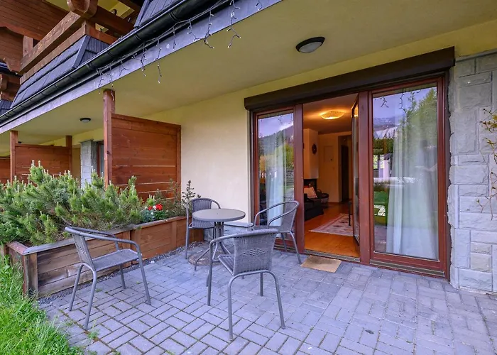 W Dolinie Slonca * كوشتيليسكا