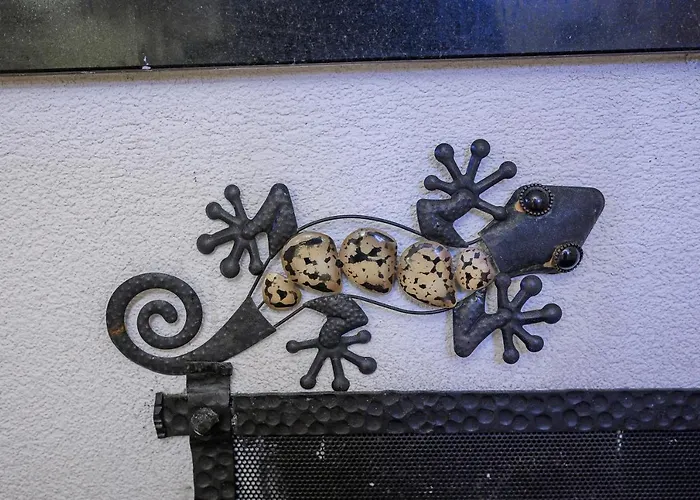 W Dolinie Slonca كوشتيليسكا