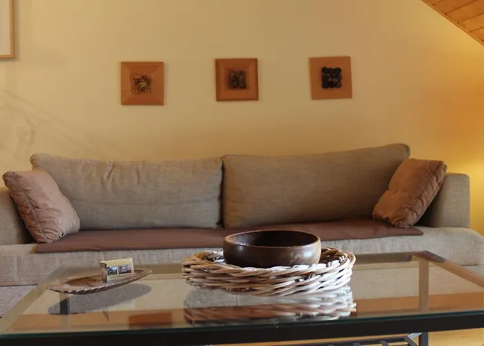 W Dolinie Slonca كوشتيليسكا